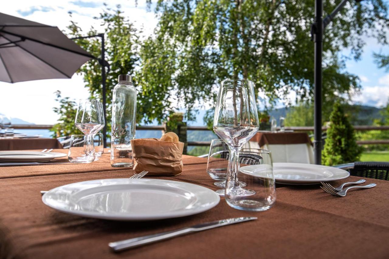 Caprice Des Neiges - Torgnon Hotel Exterior photo