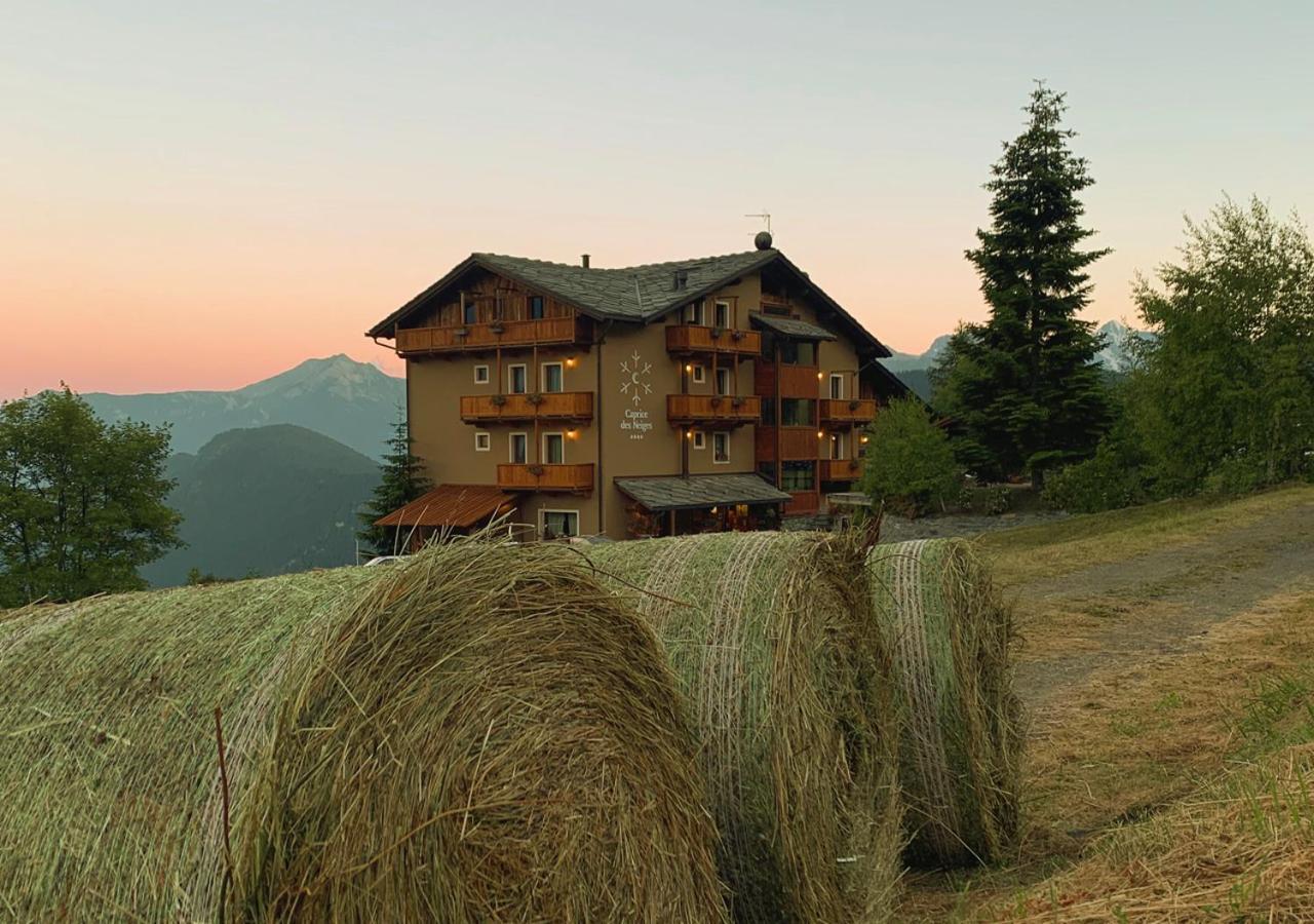 Caprice Des Neiges - Torgnon Hotel Exterior photo