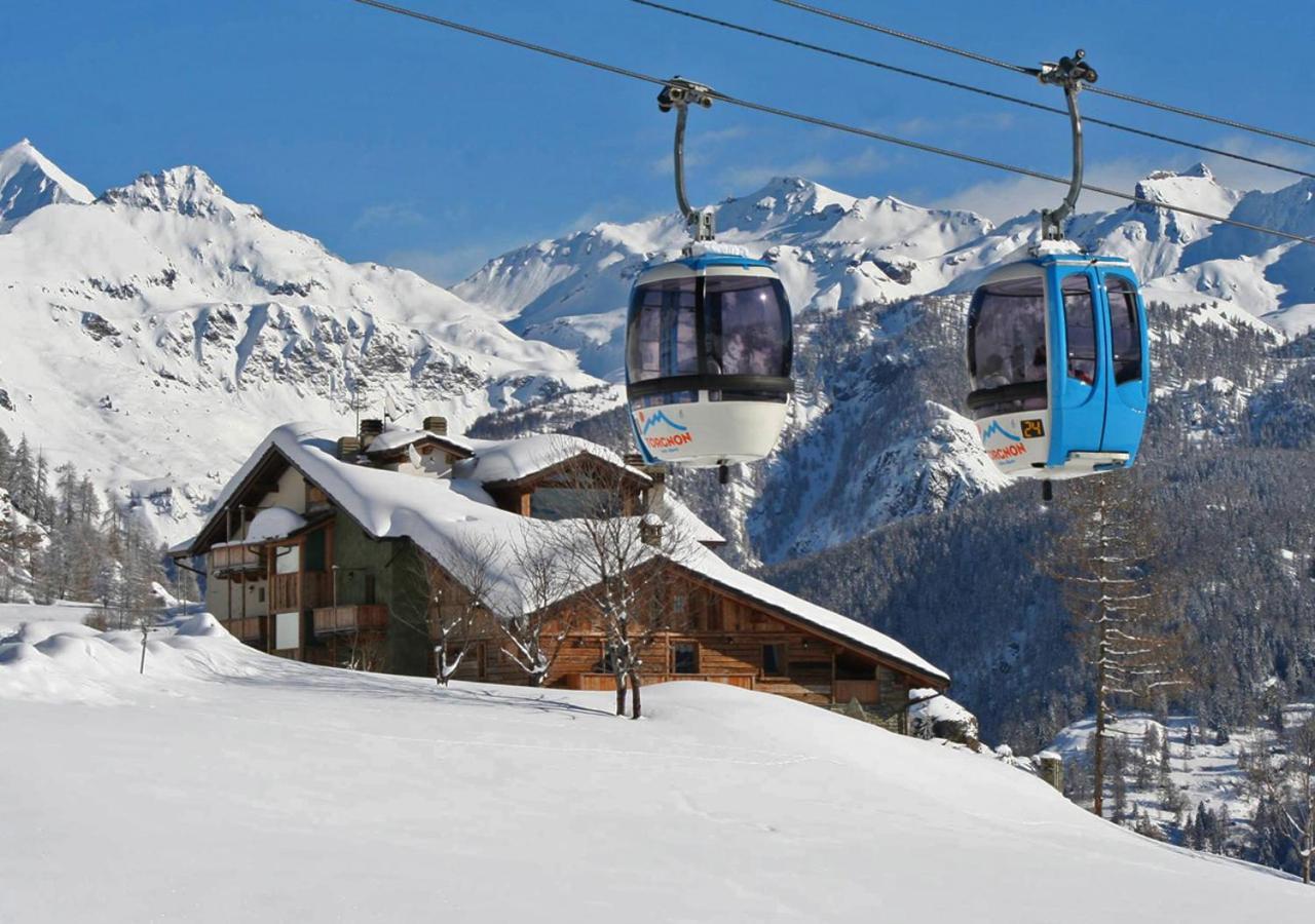 Caprice Des Neiges - Torgnon Hotel Exterior photo