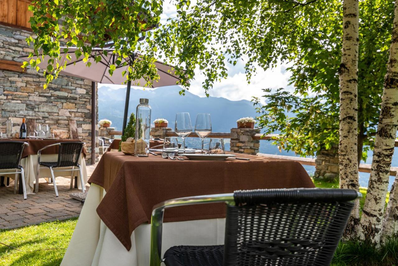 Caprice Des Neiges - Torgnon Hotel Exterior photo