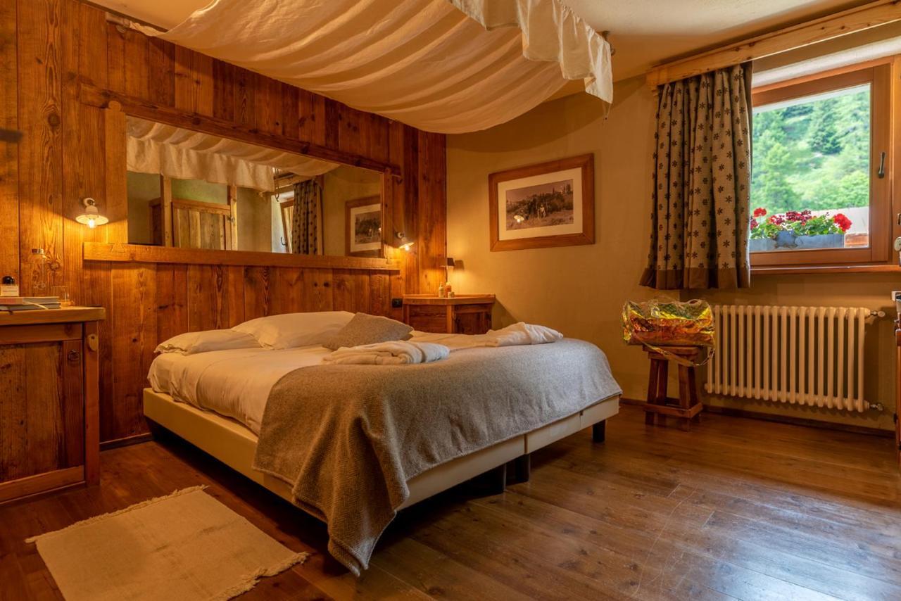 Caprice Des Neiges - Torgnon Hotel Exterior photo