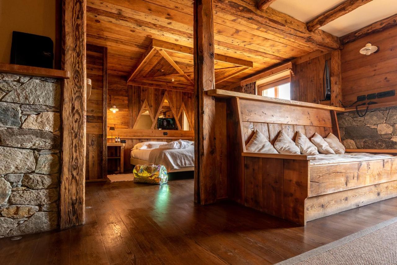 Caprice Des Neiges - Torgnon Hotel Exterior photo